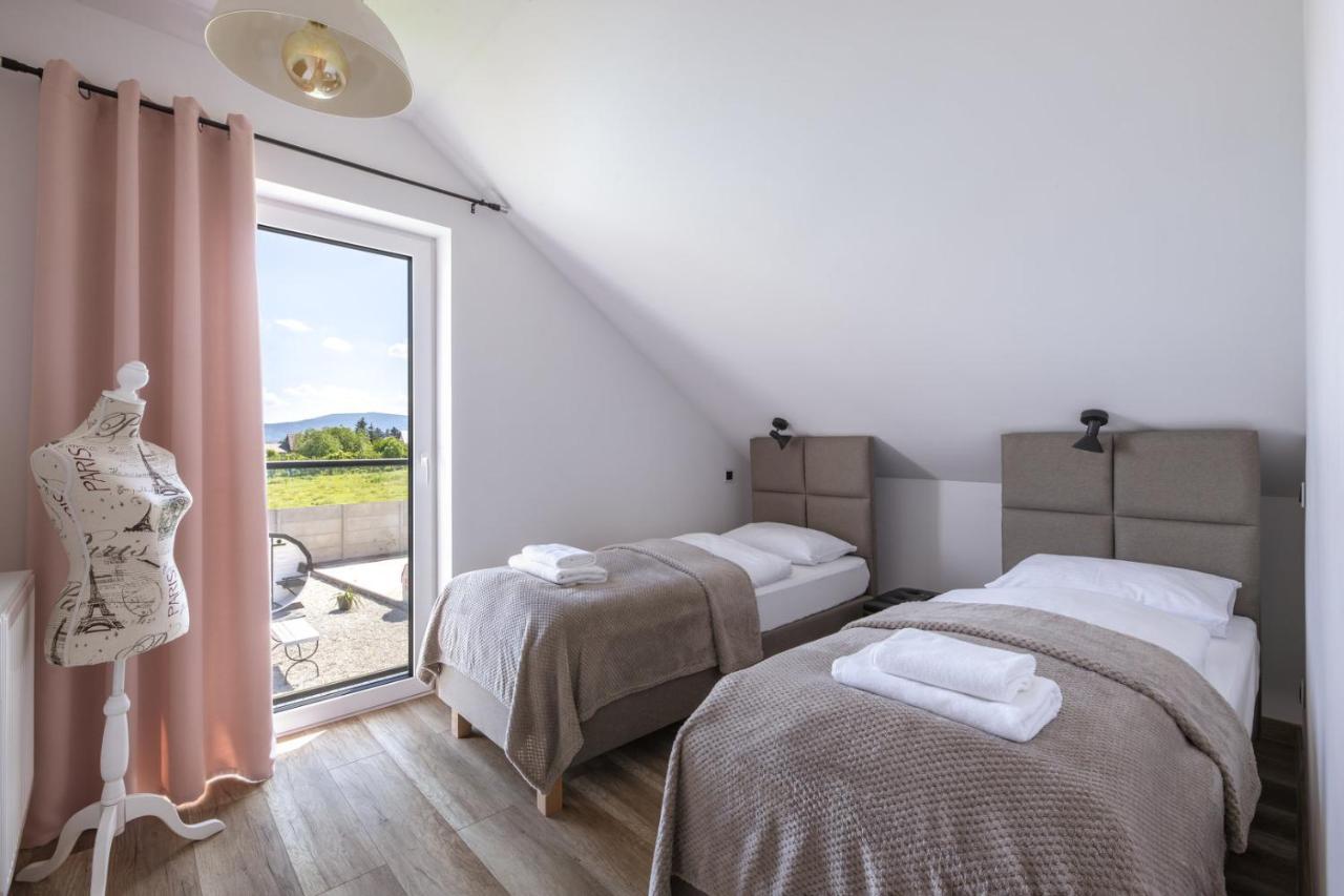 Miłków Apartamenty Everysky Gorskie Tarasy - Kwiatowa 5-7 المظهر الخارجي الصورة